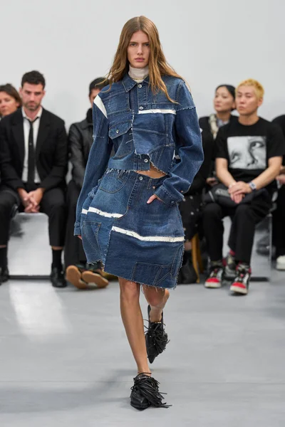 Look 26